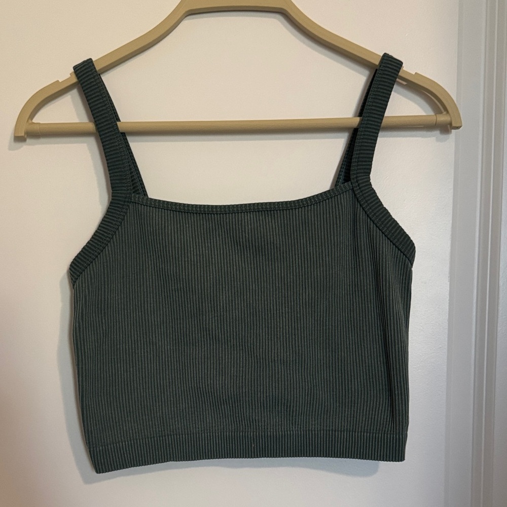 Ribbed Green Crop Top - Picture 2 of 4